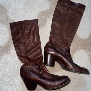 Frye Rory Scrunch Boot 9.5